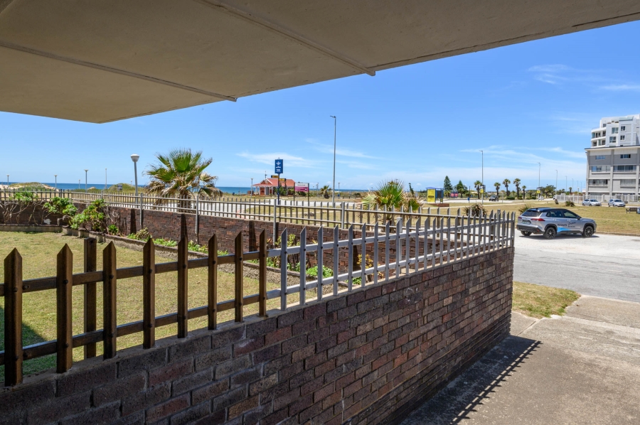 3 Bedroom Property for Sale in Summerstrand Eastern Cape